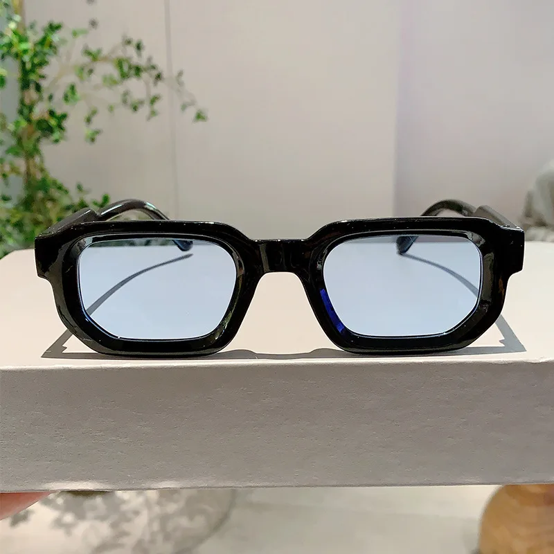 Vintage Rectangle Frame Sungla - Vintage Fashion Enthusiasts ulasan dan harga
