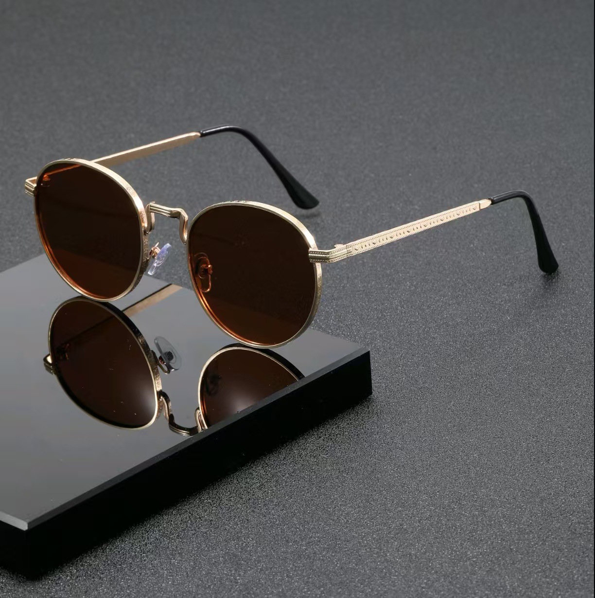 Fashion Classic Round Sunglass - Vintage Fashion Enthusiasts ulasan dan harga